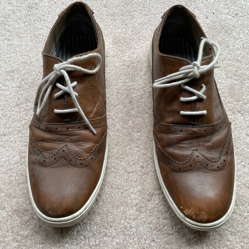 Sax 5th House Brand White Bottomed Dress Shoes